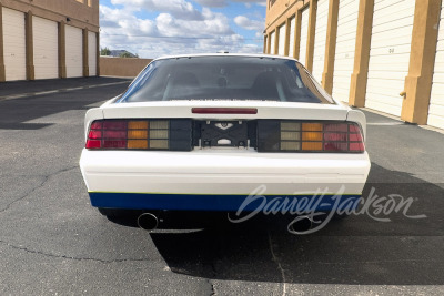 1990 CHEVROLET CAMARO IROC-Z CUSTOM COUPE - 17