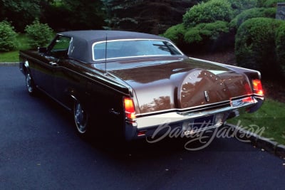 1971 LINCOLN CONTINENTAL MARK III - 2