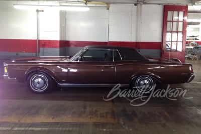 1971 LINCOLN CONTINENTAL MARK III - 5