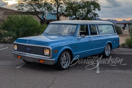 1971 CHEVROLET SUBURBAN CUSTOM SUV