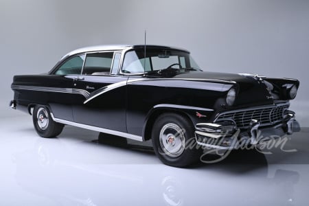 1956 FORD VICTORIA FAIRLANE