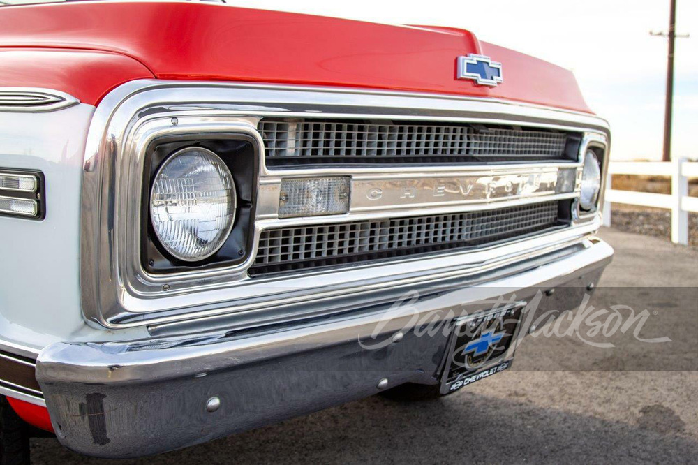 Lot 359 1969 CHEVROLET C20 CUSTOM CAMPER PICKUP | Barrett
