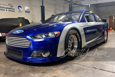 2013 FORD FUSION NASCAR RACE CAR