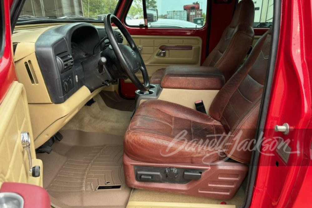 ホーネッツ　キャブズ　セット Lot 634 1977 FORD F-350 CUSTOM PICKUP | Barrett-Jackson