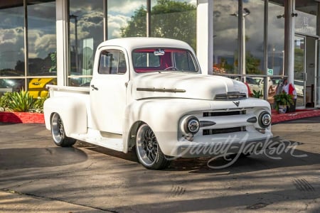 1951 FORD F-1 CUSTOM PICKUP