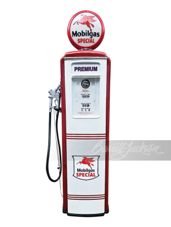 LATE 1940S-50S MOBILGAS TOKHEIM 39 GAS PUMP