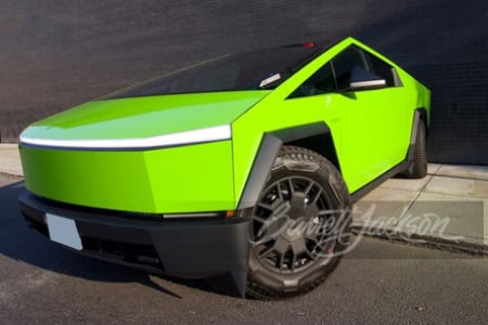 2024 TESLA CYBERTRUCK