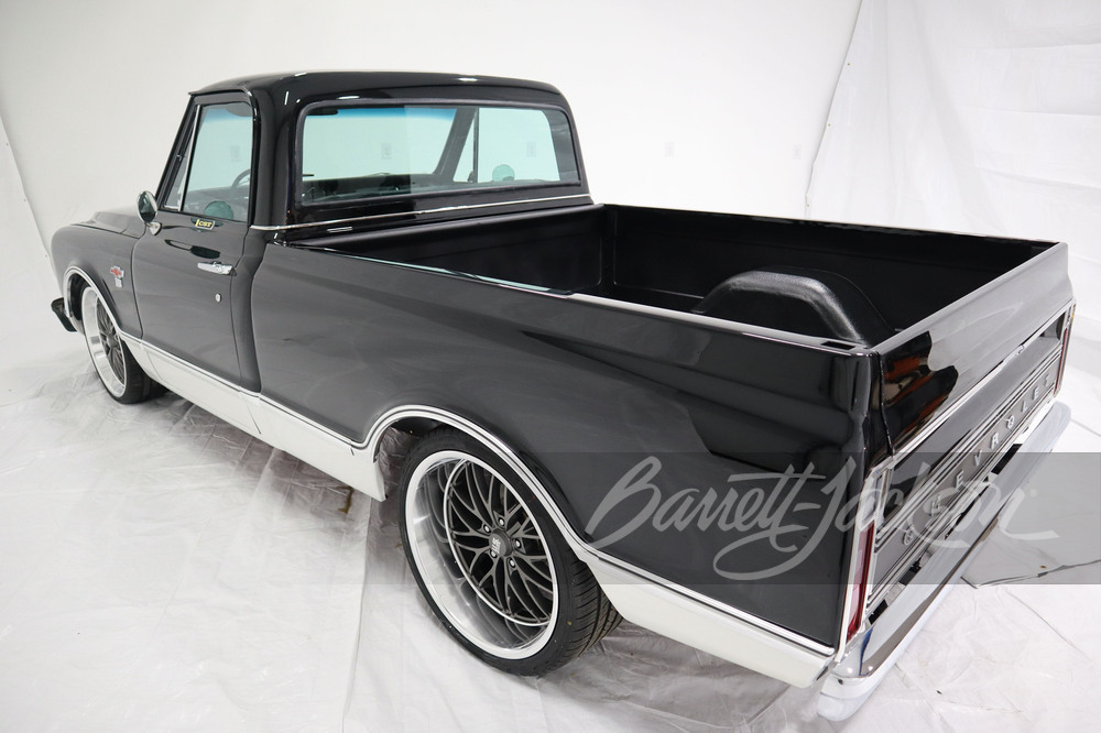 ちぇる Lot 841 1969 CHEVROLET C10 CUSTOM PICKUP | Barrett-Jackson