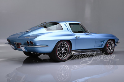 1963 CHEVROLET CORVETTE CUSTOM SPLIT-WINDOW COUPE - 2