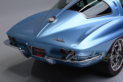 1963 CHEVROLET CORVETTE CUSTOM SPLIT-WINDOW COUPE - 33