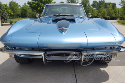 1963 CHEVROLET CORVETTE CUSTOM SPLIT-WINDOW COUPE - 59