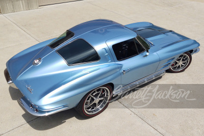 1963 CHEVROLET CORVETTE CUSTOM SPLIT-WINDOW COUPE - 64