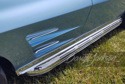 1963 CHEVROLET CORVETTE CUSTOM SPLIT-WINDOW COUPE - 65