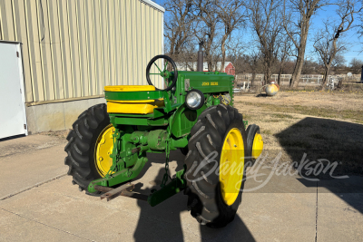 1949 JOHN DEERE M TRACTOR - 8