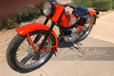 1958 HARLEY-DAVIDSON HUMMER 165 ST MOTORCYCLE