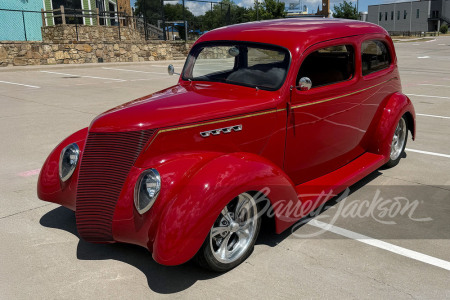 1937 FORD CUSTOM STREET ROD