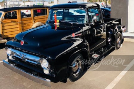 1956 FORD F-100 CUSTOM PICKUP