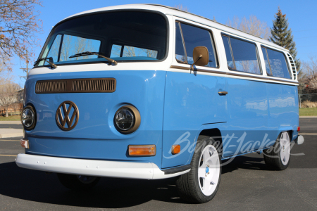 1971 VOLKSWAGEN TYPE II CUSTOM MICROBUS