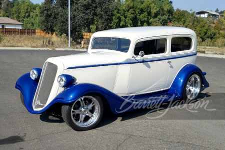 1933 CHEVROLET MASTER CUSTOM SEDAN