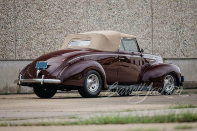 1939 FORD DELUXE CUSTOM CONVERTIBLE - 2