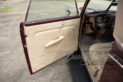 1939 FORD DELUXE CUSTOM CONVERTIBLE - 23