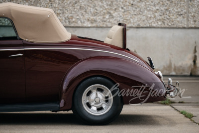 1939 FORD DELUXE CUSTOM CONVERTIBLE - 44