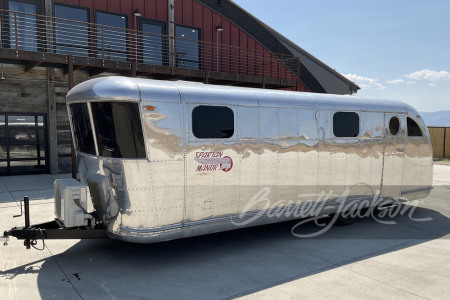 1946 SPARTAN MANOR CAMPER