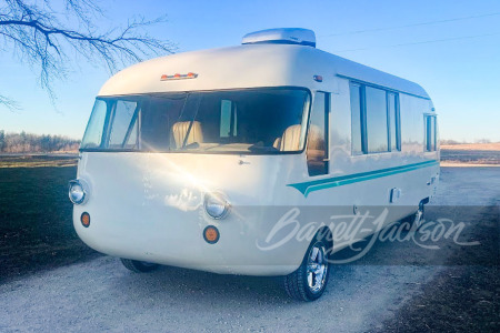 1968 ULTRA VAN MOTOR HOME