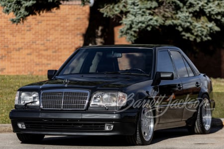 1994 MERCEDES-BENZ E500 SPORT SEDAN