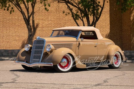 1935 FORD CUSTOM CONVERTIBLE