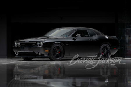 2011 DODGE CHALLENGER SRT8