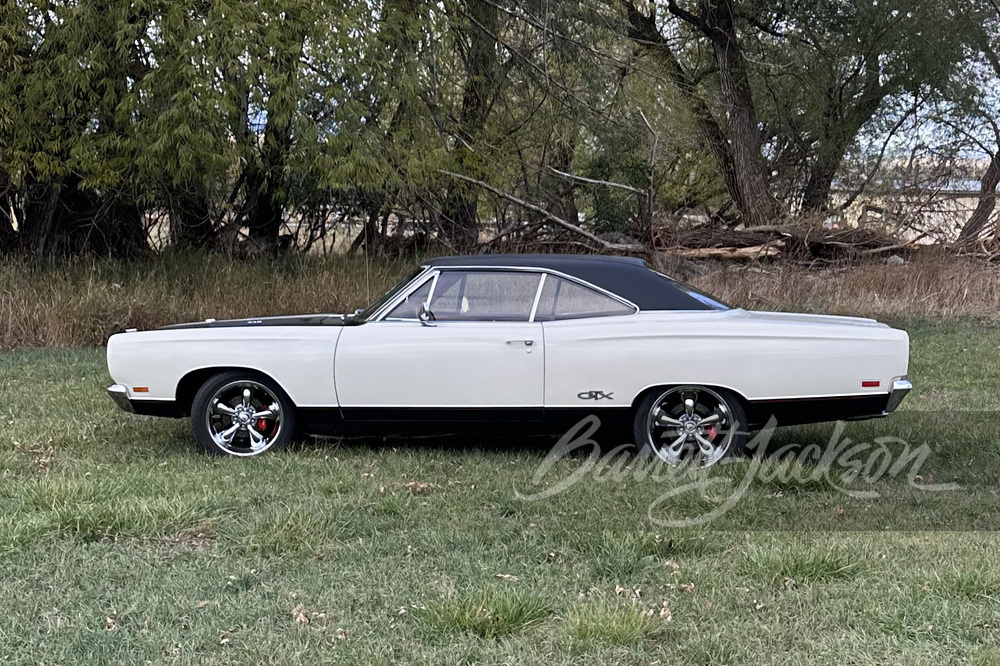 アメ車レーン Lot 845.1 1969 PLYMOUTH GTX CUSTOM COUPE | Barrett-Jackson