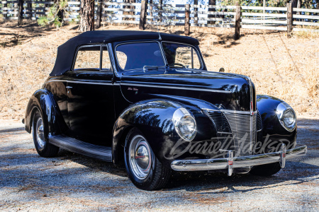 1940 FORD DELUXE CONVERTIBLE