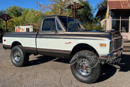 1971 CHEVROLET K10 CHEYENNE SUPER CUSTOM PICKUP