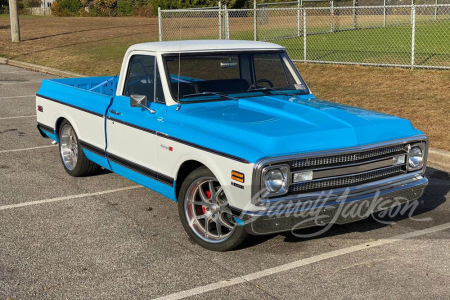 1969 CHEVROLET C10 CHEYENNE SUPER CUSTOM PICKUP