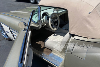 1961 CHEVROLET CORVETTE CUSTOM CONVERTIBLE - 7