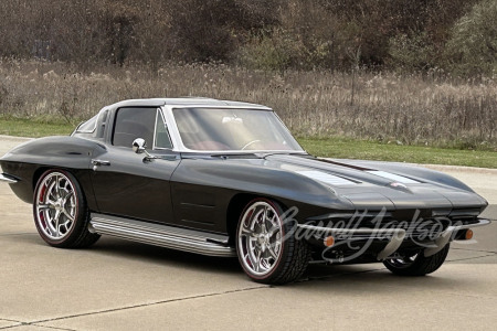 1963 CHEVROLET CORVETTE CUSTOM SPLIT-WINDOW COUPE