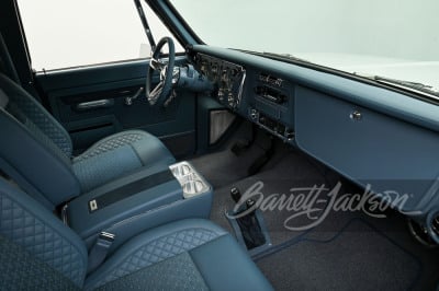 1970 CHEVROLET K5 BLAZER CUSTOM SUV - 4