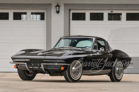 1963 CHEVROLET CORVETTE SPLIT-WINDOW COUPE