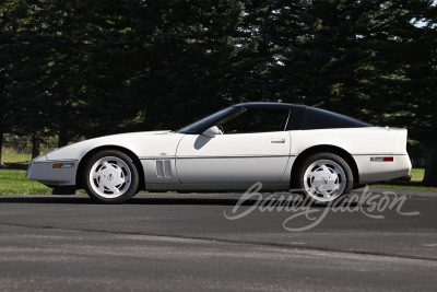 1988 CHEVROLET CORVETTE 35TH ANNIVERSARY EDITION - 21