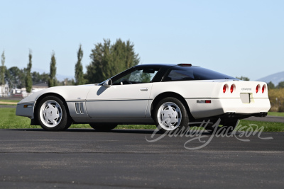 1988 CHEVROLET CORVETTE 35TH ANNIVERSARY EDITION - 22