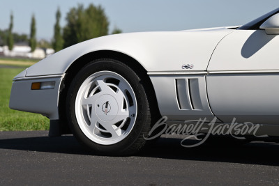 1988 CHEVROLET CORVETTE 35TH ANNIVERSARY EDITION - 29