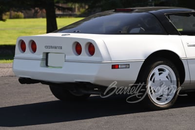 1988 CHEVROLET CORVETTE 35TH ANNIVERSARY EDITION - 33