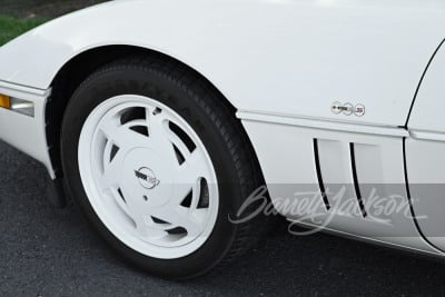 1988 CHEVROLET CORVETTE 35TH ANNIVERSARY EDITION - 36