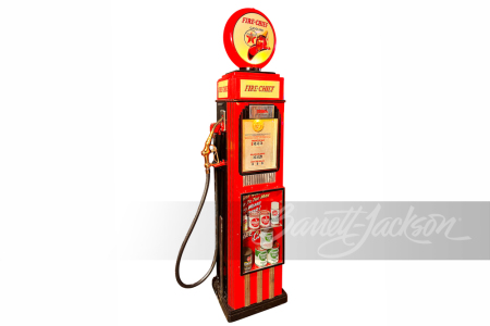 1930S TOKHEIM MODEL 36 SHOWCASE GAS PUMP