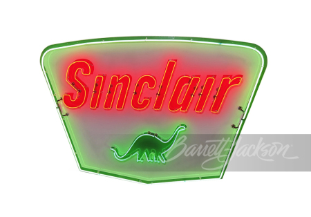 1961 SINCLAIR OIL PORCELAIN WITH ANIMATED NEON SIGN