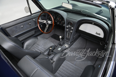 1967 CHEVROLET CORVETTE CUSTOM CONVERTIBLE - 4