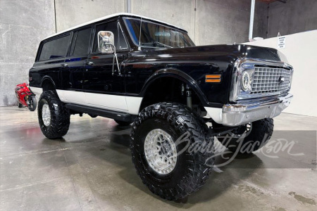 1971 CHEVROLET SUBURBAN CUSTOM SUV