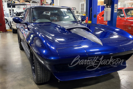 1963 CHEVROLET CORVETTE CUSTOM SPLIT-WINDOW COUPE