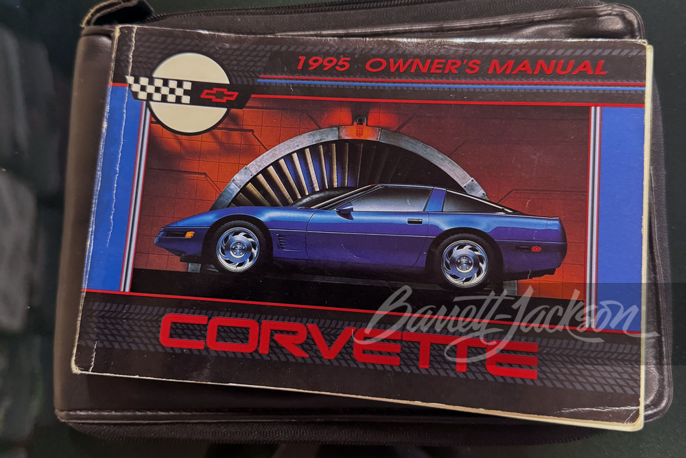 CRUISE GPT 美品最終値下げ Lot 1512.1 1995 CHEVROLET CORVETTE CUSTOM COUPE | Barrett